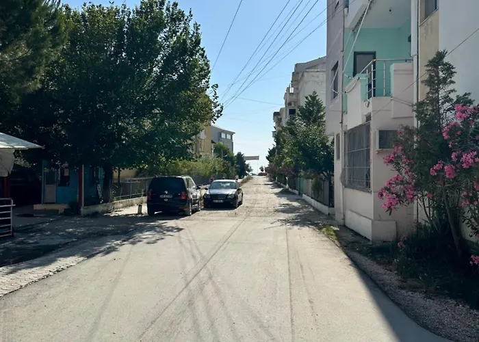 Roses Place * غوليم